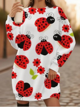 Women's Plus Size Long Sleeve Sweatshirt- Red Black Ladybug Floral Print Pullover, Regular Fit All-Season Sweater for Everyday& Formal Outfits, Machine Washable Casual Sweater for Women